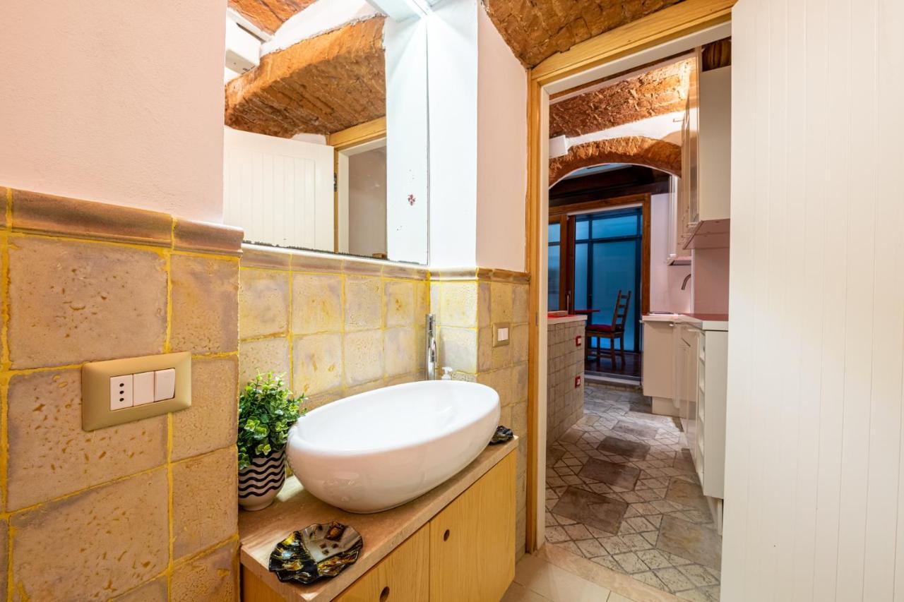 Ponte Vecchio Romantic & Relax 5 Stelle ฟลอเรนซ์ ภายนอก รูปภาพ